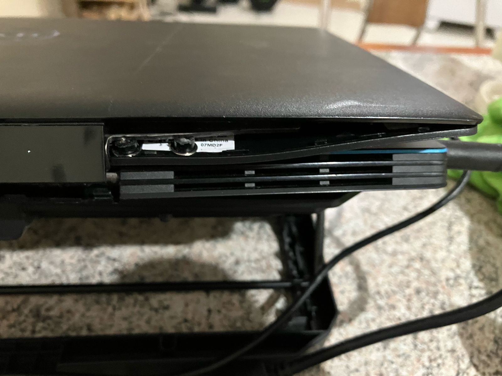 Dobradiça Dell G3 3500 problema crônico | DELL Technologies