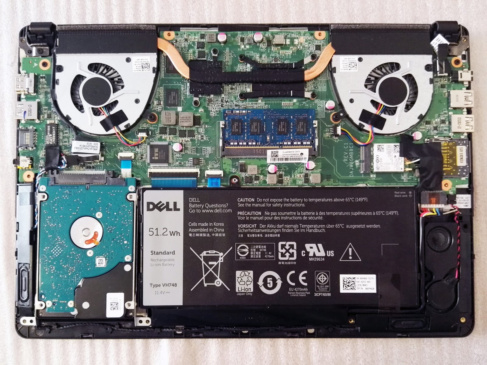 Inside Dell Vostro 5480 – disassembly, internal photos and upgrade options | LaptopMedia.com