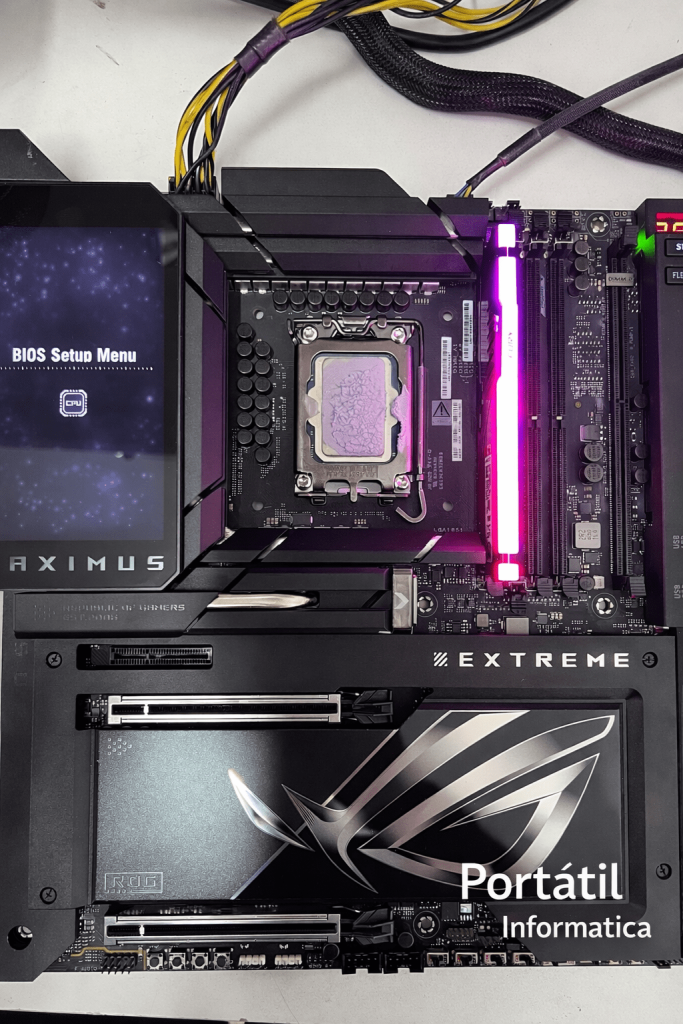 ROG Maximus Z890 - Limpeza Preventiva, Regravação de BIOS e Reparo em Placa-Mãe
